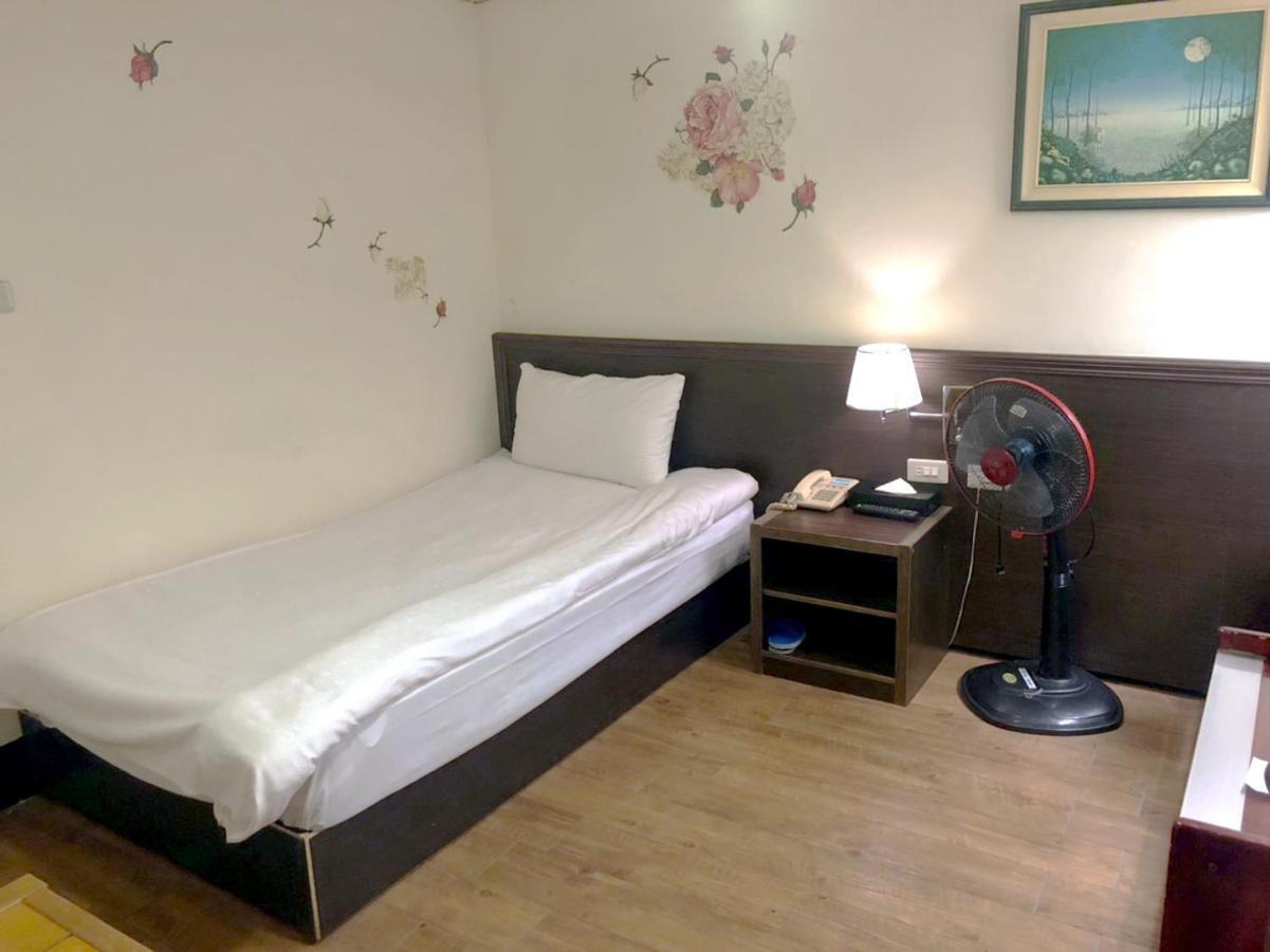 Melody Hotel Taitung Exterior photo
